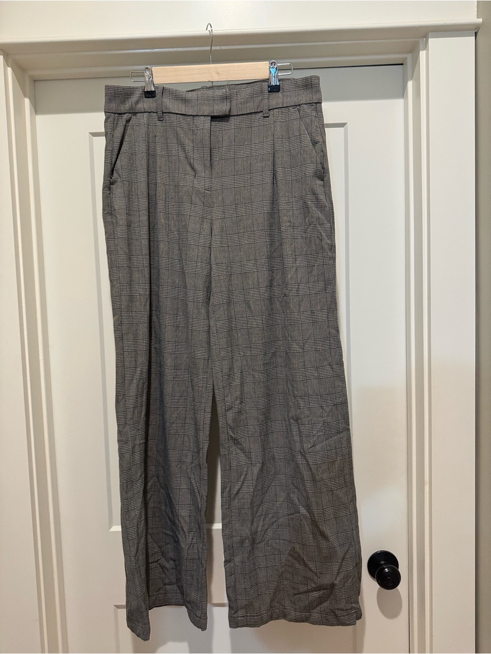 Women’s Gray Plaid Dress Pants